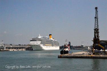 We explore Venice, DSE_8898_b_H490